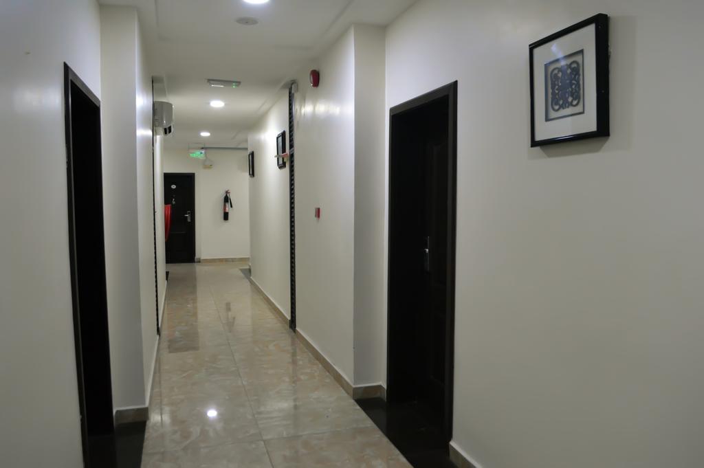 De Santos Hotel Agege Bagian luar foto