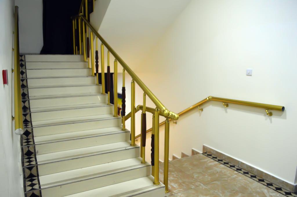 De Santos Hotel Agege Bagian luar foto