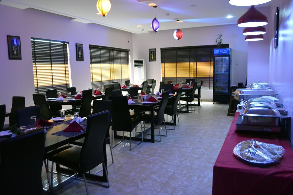 De Santos Hotel Agege Bagian luar foto